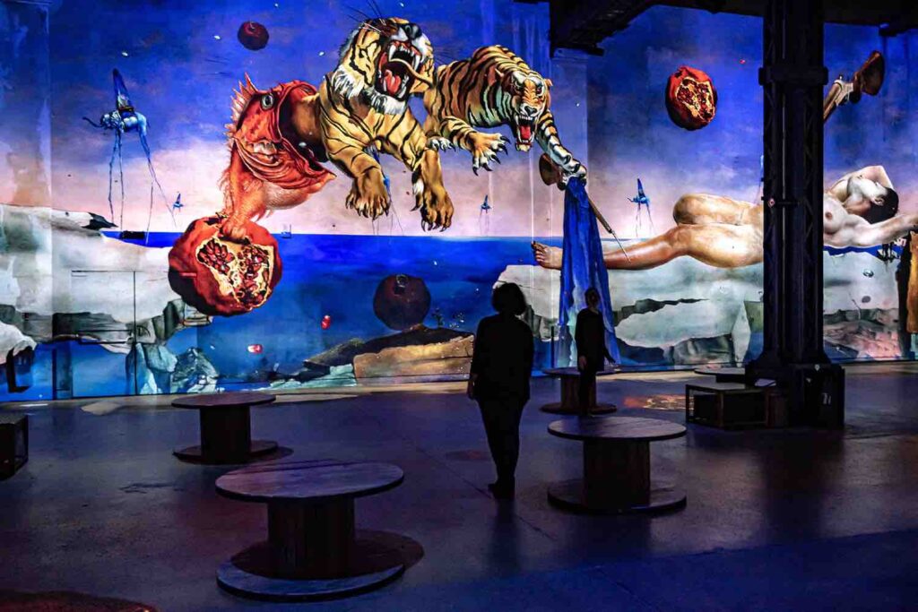 Exposition Dali, l'énigme sans fin à l'Atelier des Lumières