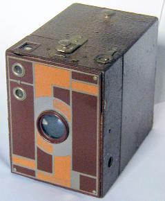 Appareil Kodak Beau Brownie, design Walter Dorwin Teague, 1930