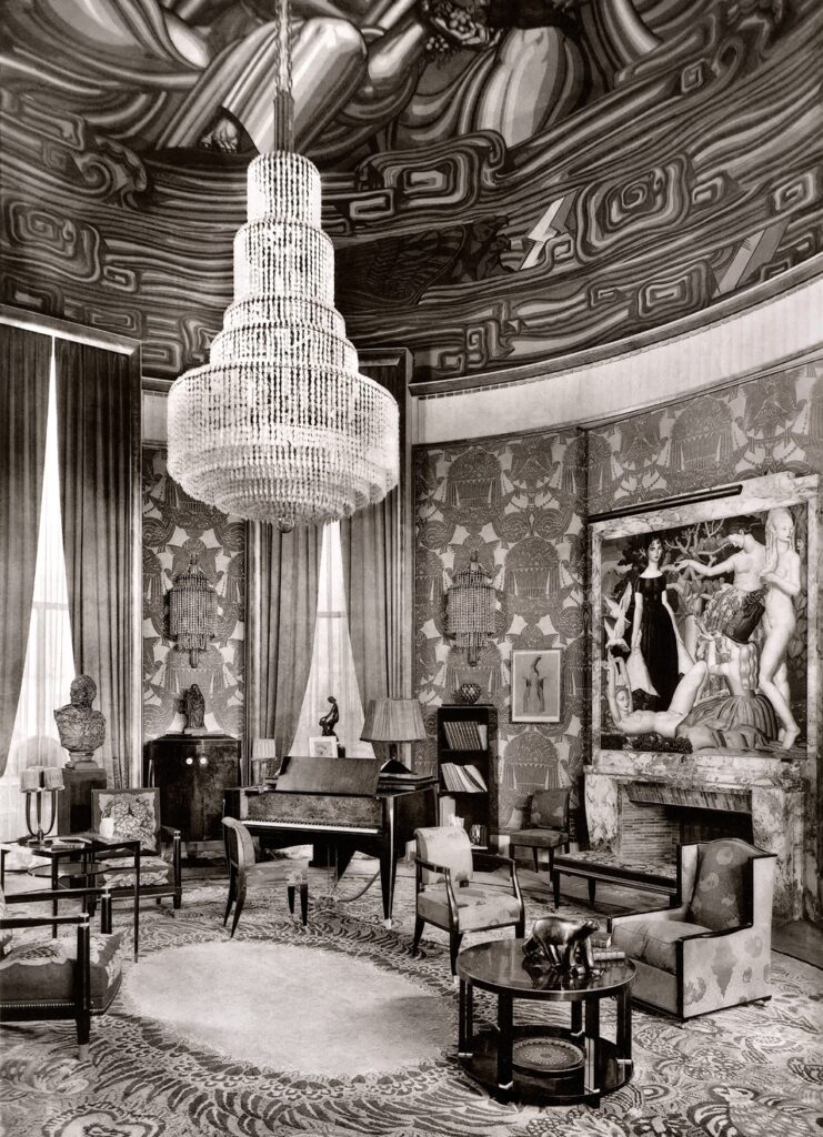 Grand Salon de Ruhlmann présenté en 1925 à l'Exposition Internationale des Arts Décoratifs et Industriels Modernes, Emile-Jacques Ruhlmann